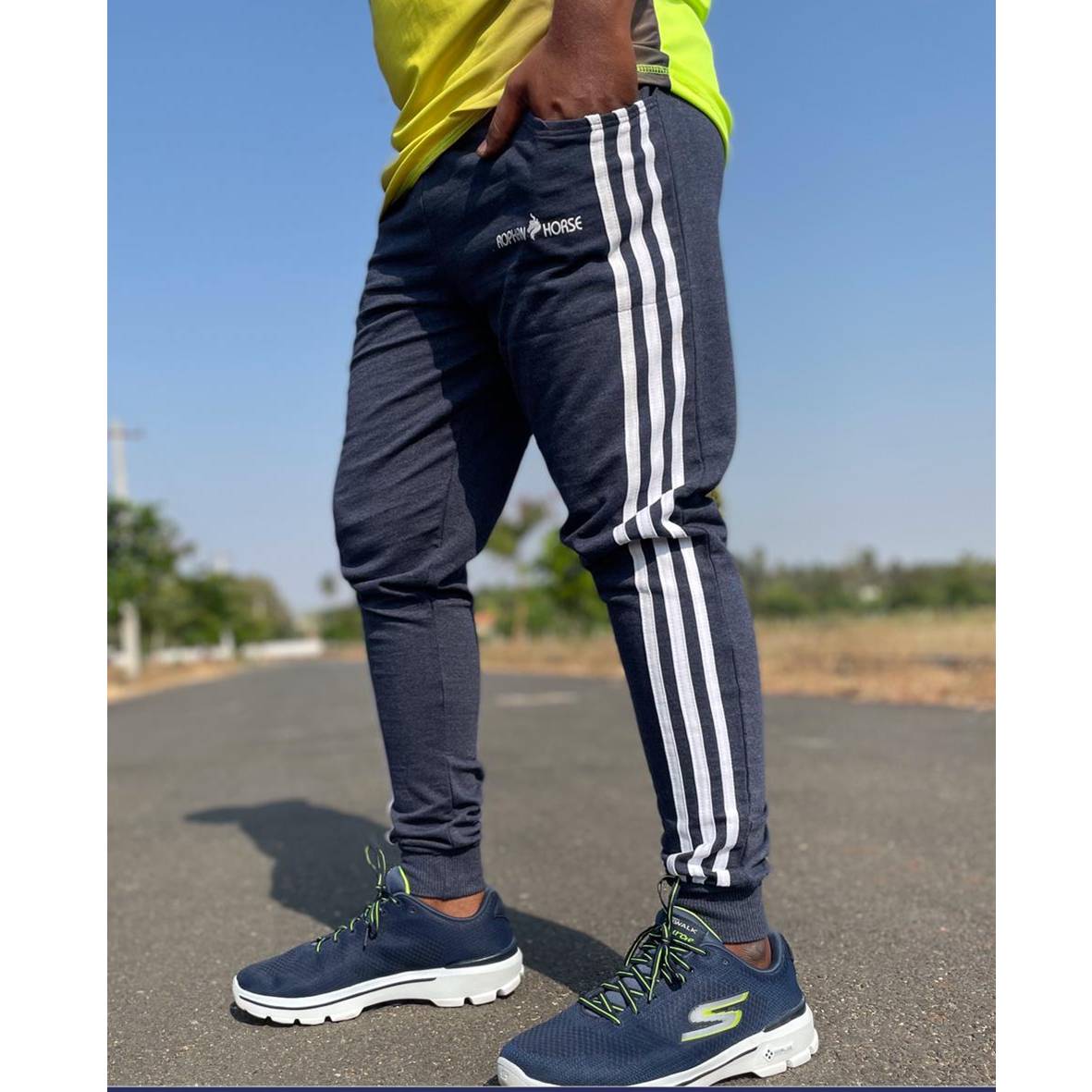 COMFORTABLE TRACK PANT FOR MEN